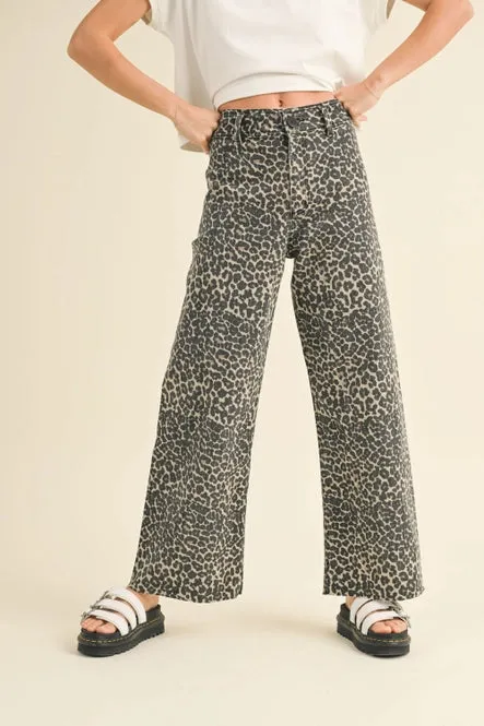 Leopard Chic Pant