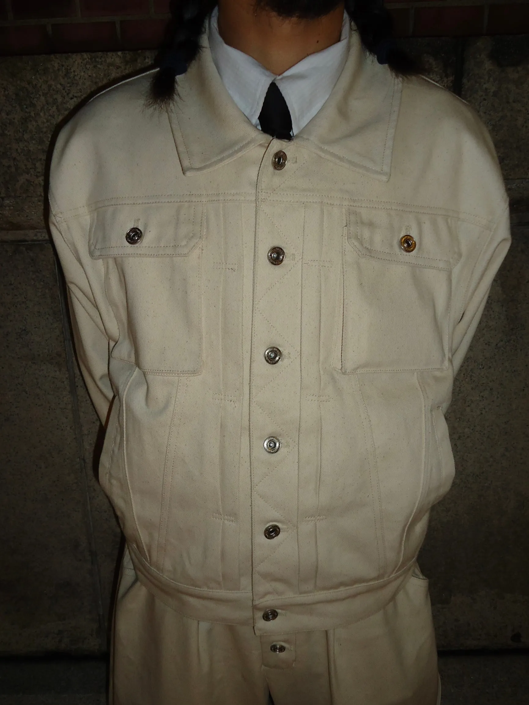 Rigid box short denim jacket