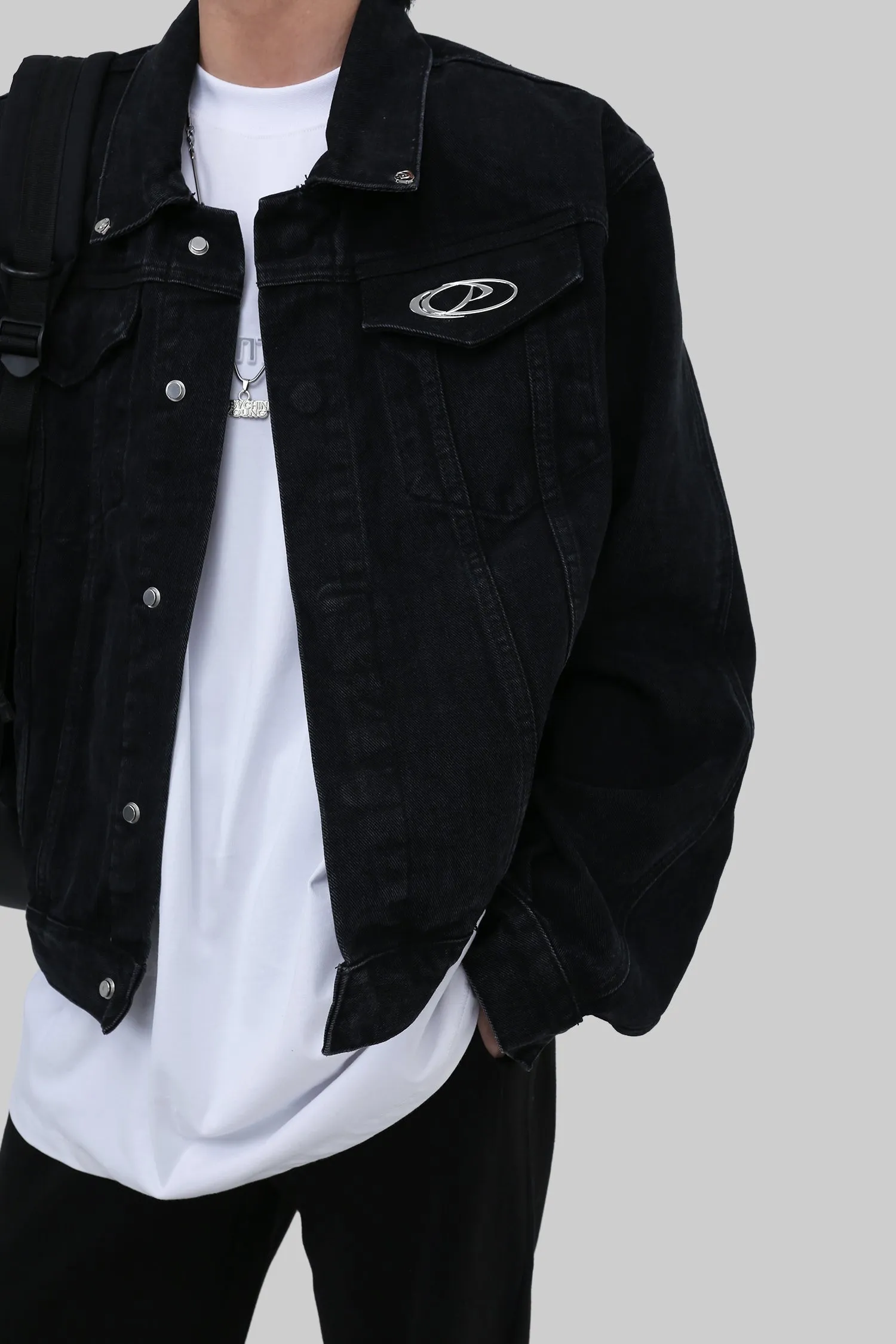 Short length logo denim jacket
