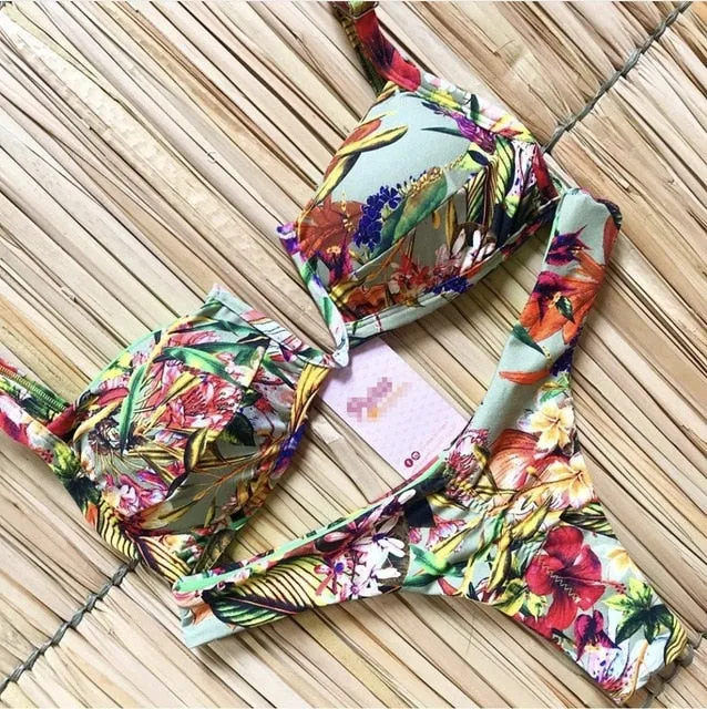 Sporty Stamp Push-Up Padded Swimsuit