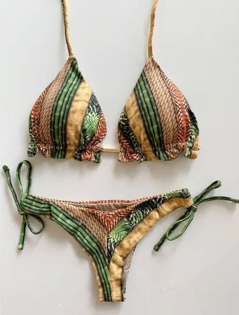 Sporty Stamp Push-Up Padded Swimsuit