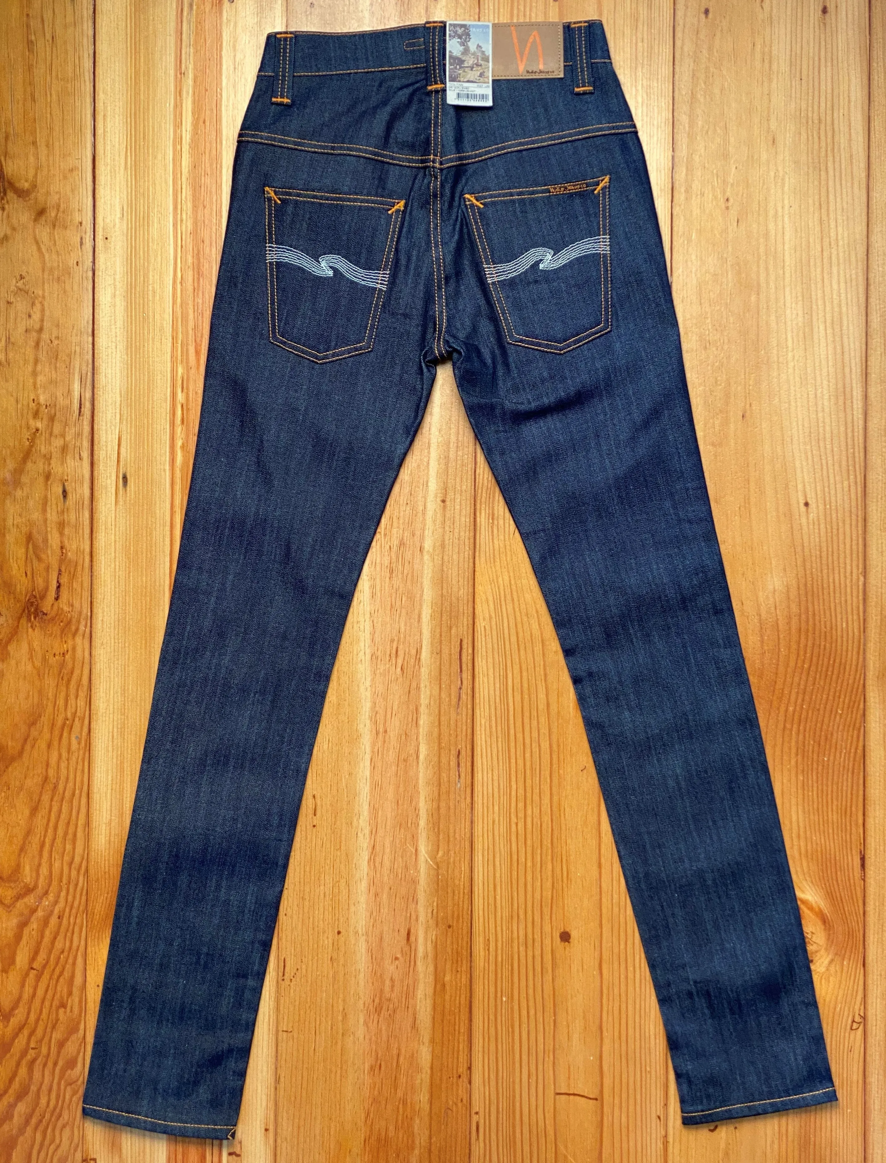 Thin Finn Dry Ecru Embo