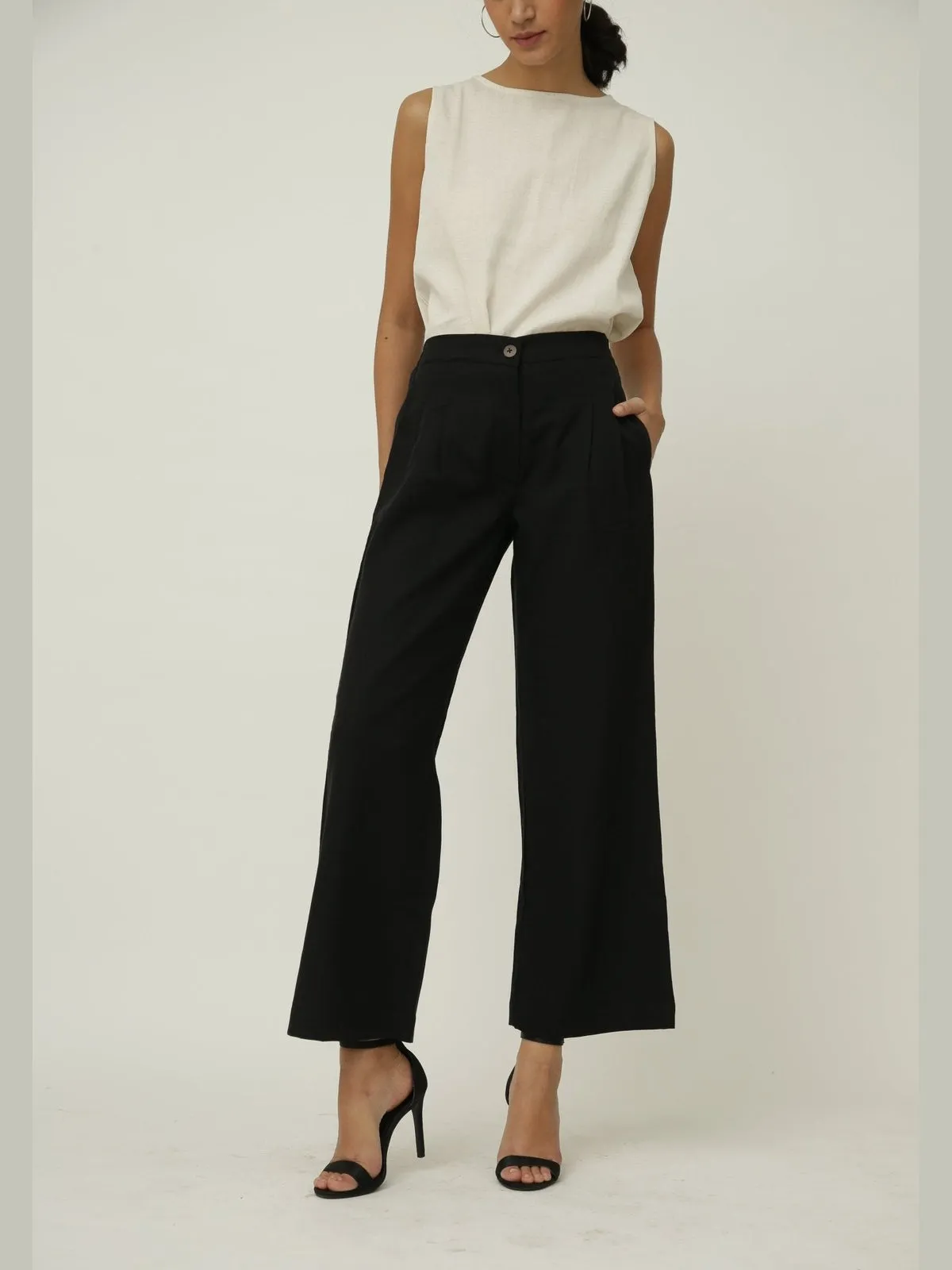 Women Tencel Solid Pleated front Trousers