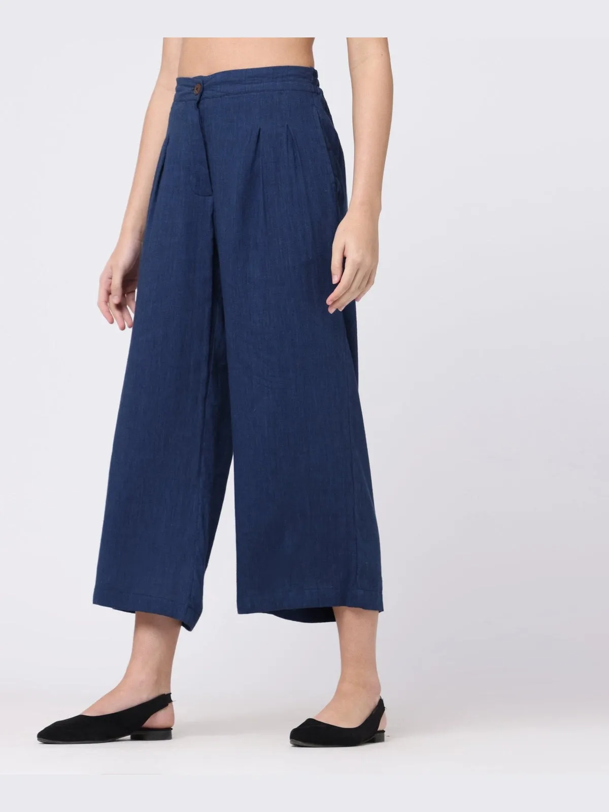 Women Tencel Solid Pleated front Trousers